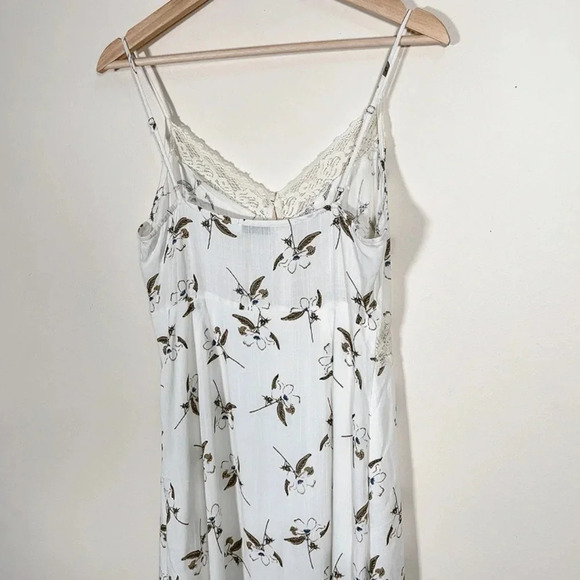 Lush Norstrom  Rack Midi Floral Dress - Picture 8 of 12